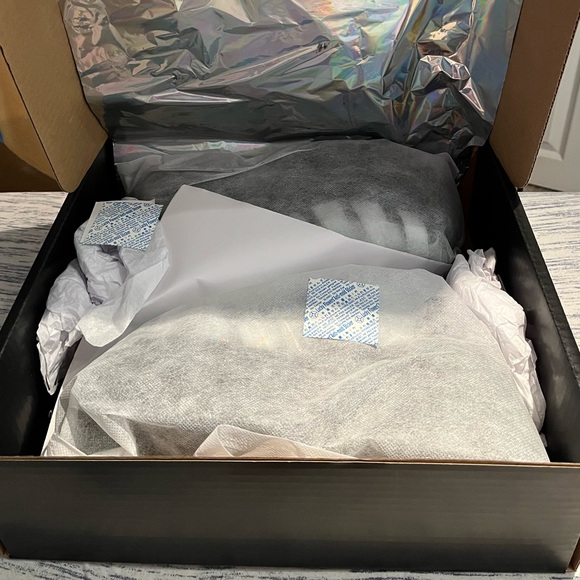 Holographic Platform Sandals - Picture 3 of 7